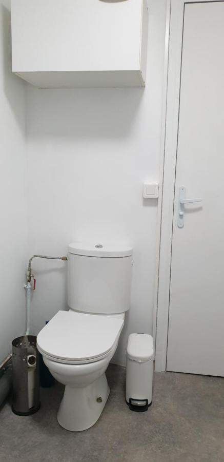 Studio, Chambres, Appartement, Gite Vendegies-sur-Ecaillon Exteriör bild