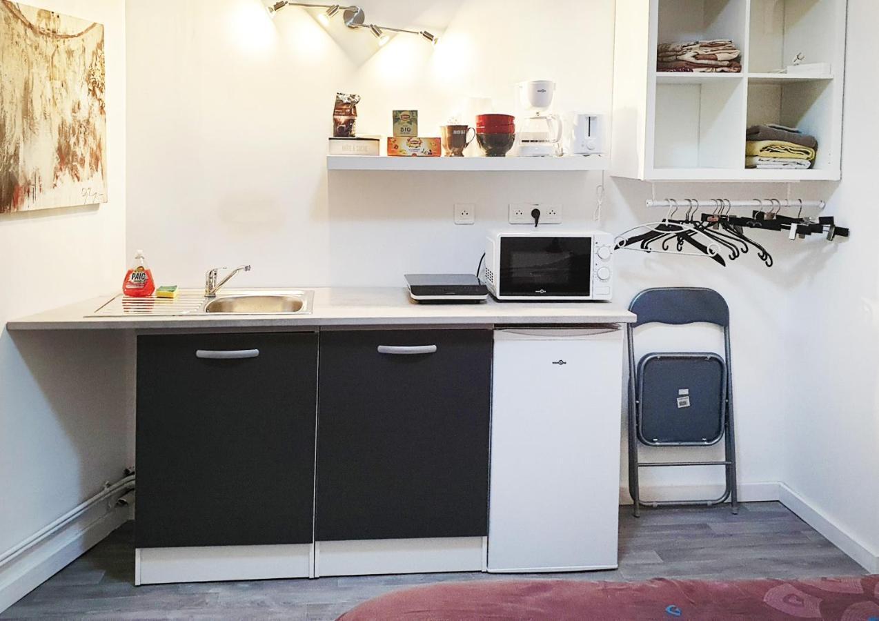 Studio, Chambres, Appartement, Gite Vendegies-sur-Ecaillon Exteriör bild
