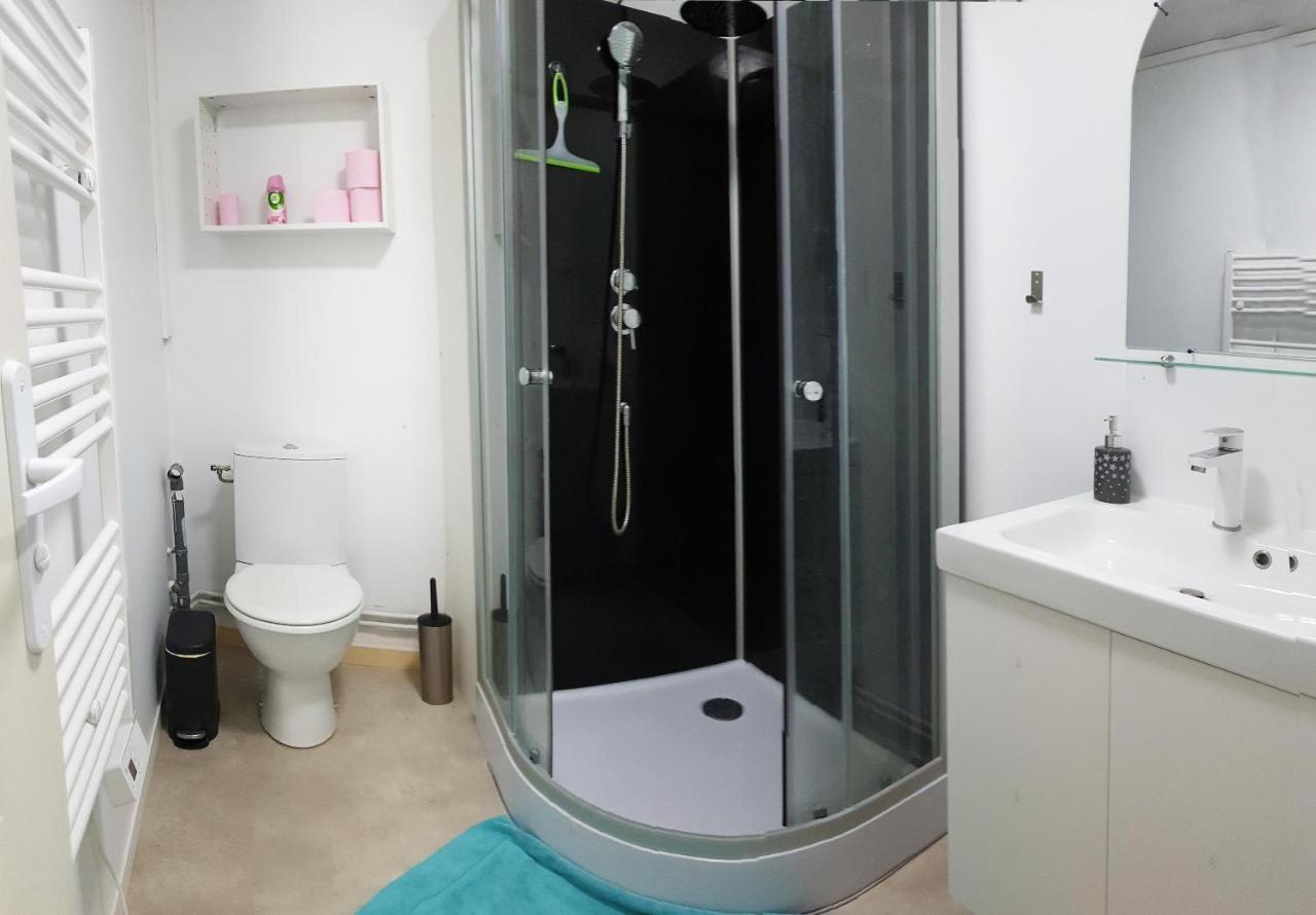 Studio, Chambres, Appartement, Gite Vendegies-sur-Ecaillon Exteriör bild