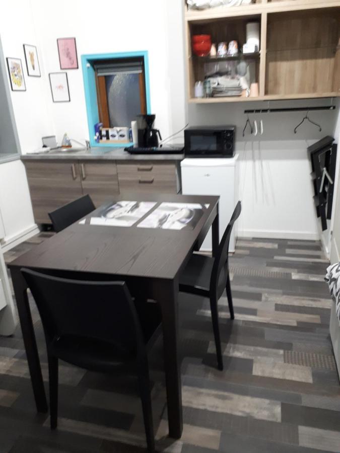 Studio, Chambres, Appartement, Gite Vendegies-sur-Ecaillon Exteriör bild