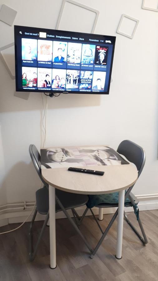 Studio, Chambres, Appartement, Gite Vendegies-sur-Ecaillon Exteriör bild