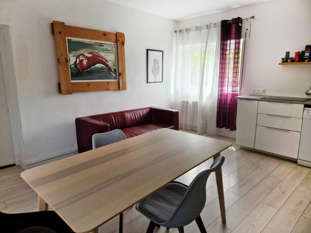 Studio, Chambres, Appartement, Gite Vendegies-sur-Ecaillon Exteriör bild