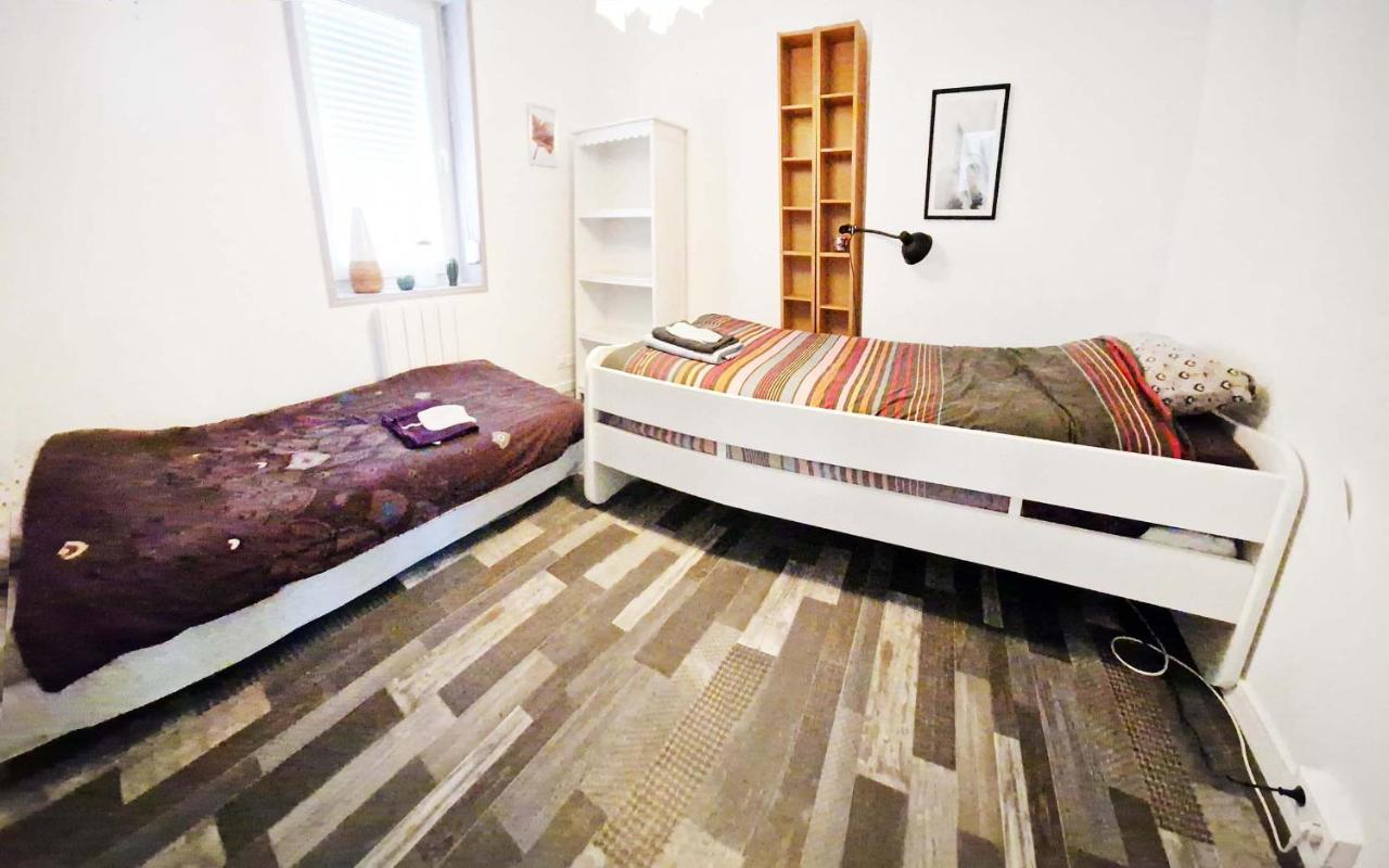 Studio, Chambres, Appartement, Gite Vendegies-sur-Ecaillon Exteriör bild
